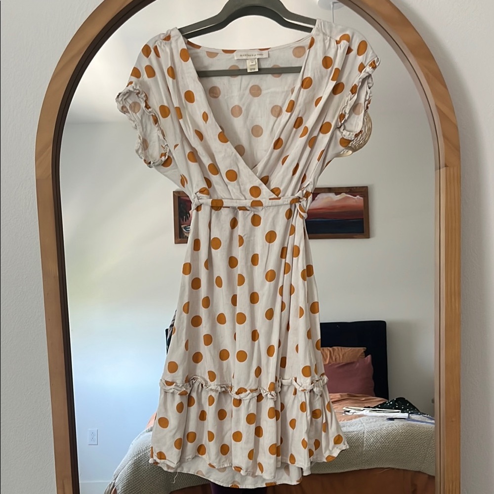 Cream and mustard Flutter Sleeve Mini Sundress